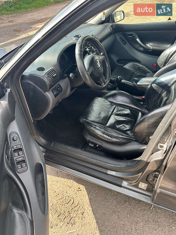 Седан SEAT Toledo 2002 в Овідіополі