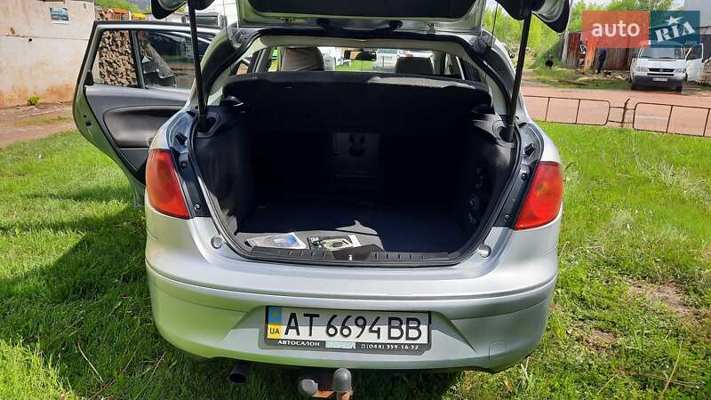 Хэтчбек SEAT Toledo 2008 в Калуше