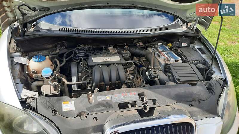 Хэтчбек SEAT Toledo 2008 в Калуше