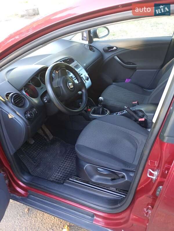 Хэтчбек SEAT Toledo 2008 в Кривом Роге