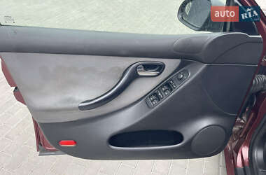 Седан SEAT Toledo 2004 в 