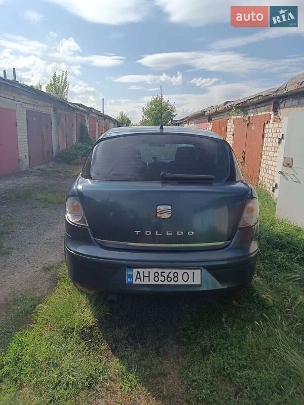 Хэтчбек SEAT Toledo 2006 в Черкассах