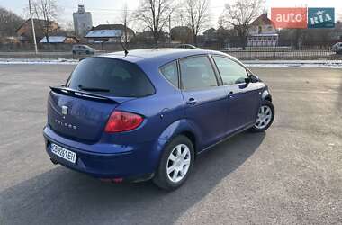 Хэтчбек SEAT Toledo 2005 в 