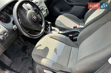 Хэтчбек SEAT Toledo 2005 в 