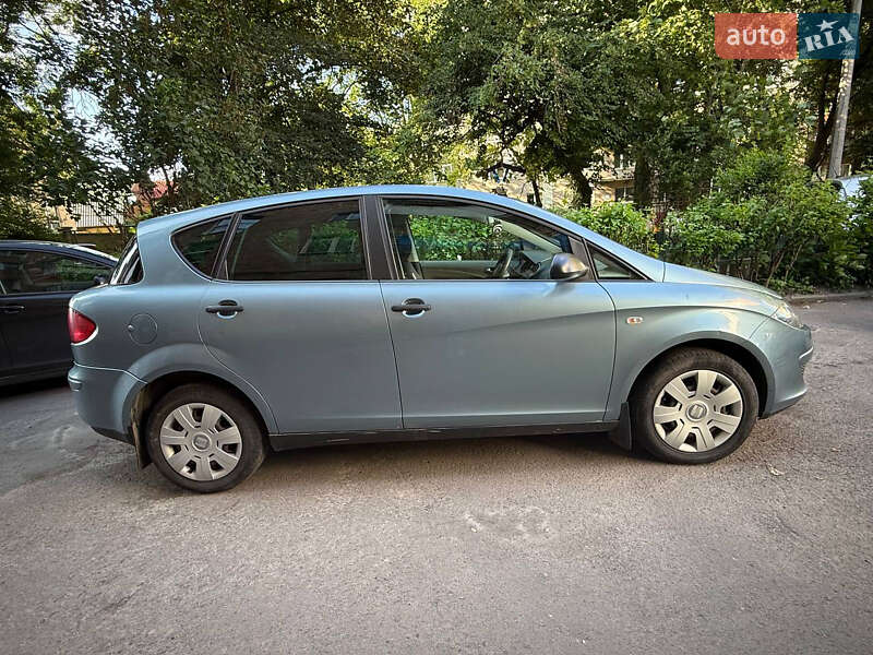 Хэтчбек SEAT Toledo 2005 в Ровно