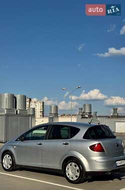 Хэтчбек SEAT Toledo 2008 в 