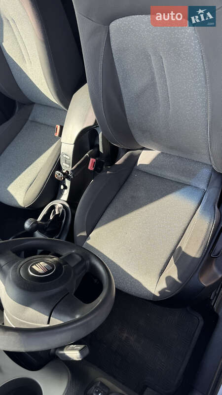 Хетчбек SEAT Toledo 2004 в Тернополі