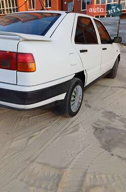 Седан SEAT Toledo 1993 в 