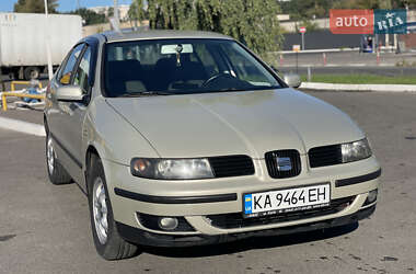 Седан SEAT Toledo 2003 в 