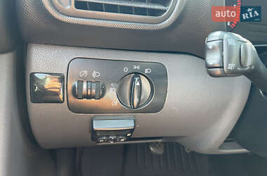 Седан SEAT Toledo 2003 в 