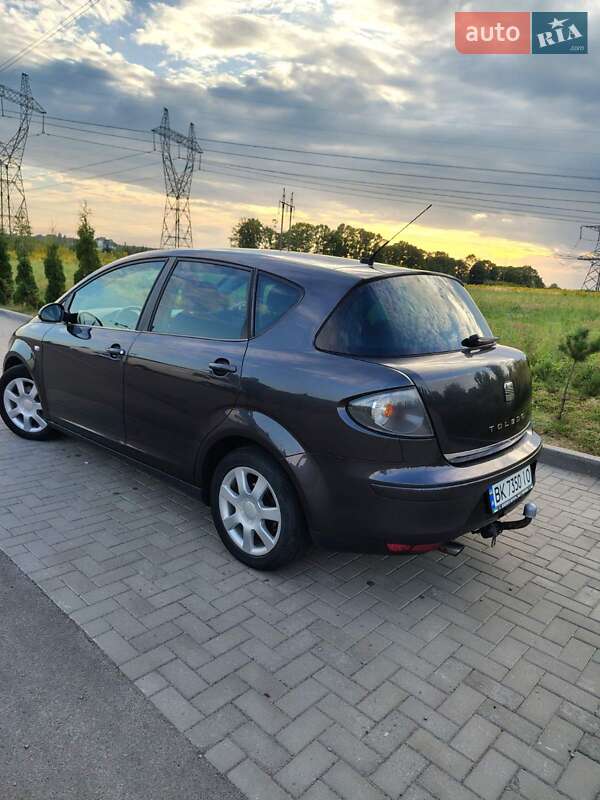 Хэтчбек SEAT Toledo 2005 в Ровно фото 3 Хэтчбек SEAT Toledo 2005 в Ровно