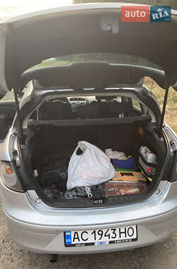 Хетчбек SEAT Toledo 2006 в 