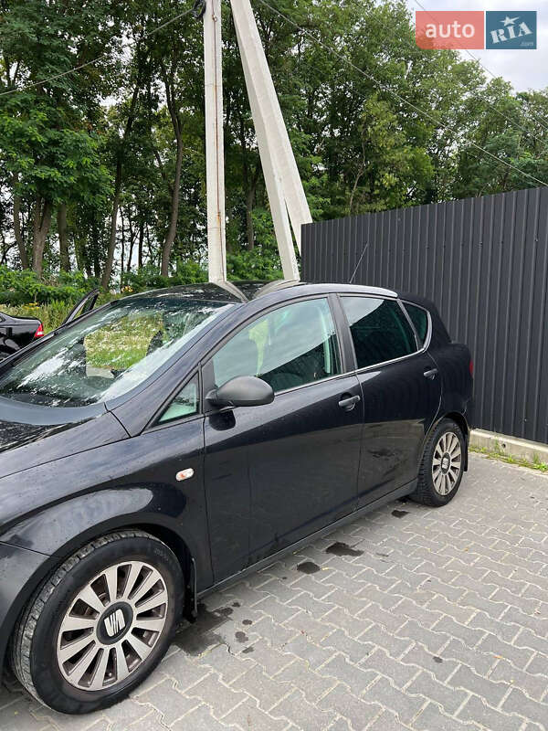 Хетчбек SEAT Toledo 2008 в Львові