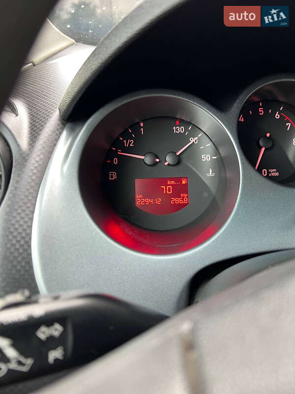 Хетчбек SEAT Toledo 2008 в Львові