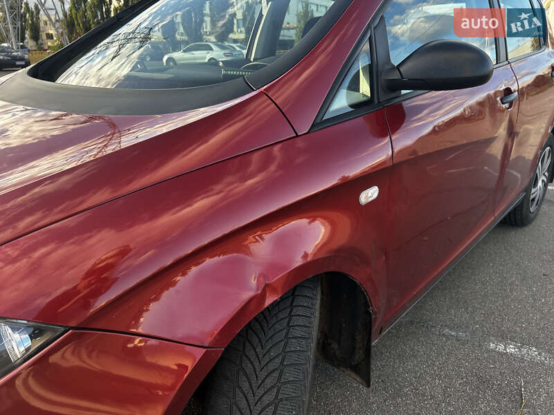 Хэтчбек SEAT Toledo 2008 в Киеве