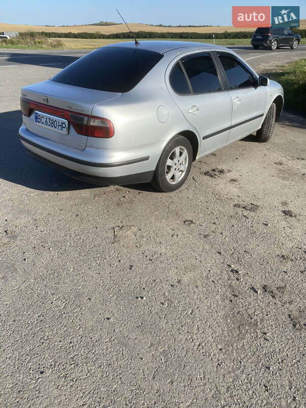 Седан SEAT Toledo 2002 в Львове