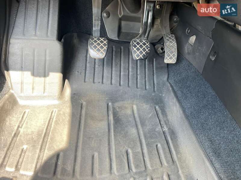 Седан SEAT Toledo 2003 в Стрые фото 10 Седан SEAT Toledo 2003 в Стрые