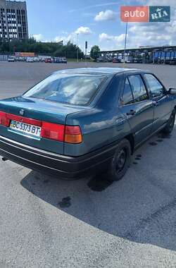 Седан SEAT Toledo 1992 в 