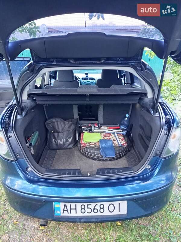 Хетчбек SEAT Toledo 2006 в Черкасах