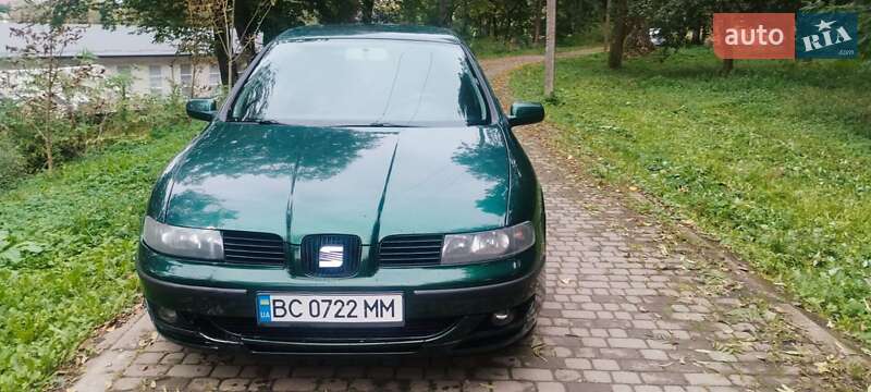 Седан SEAT Toledo 2001 в Рудки