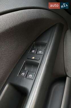 Хэтчбек SEAT Toledo 2008 в 