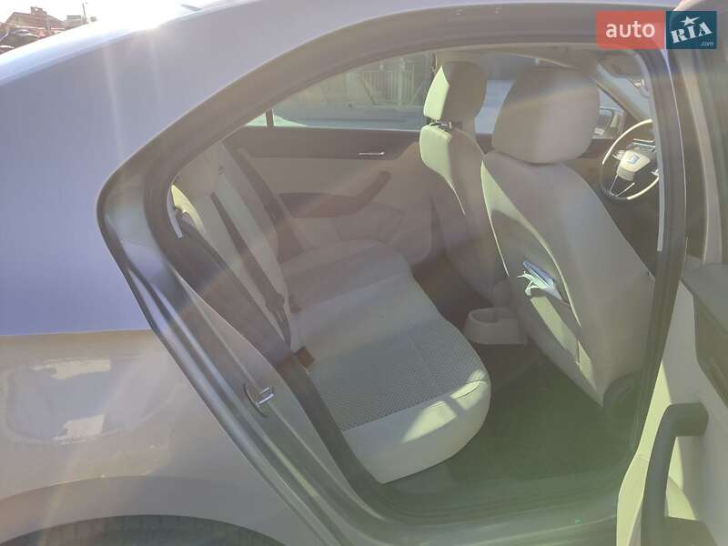 Лифтбек SEAT Toledo 2014 в Львове