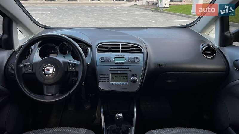 Хэтчбек SEAT Toledo 2006 в Киеве