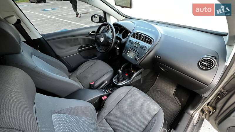 Хэтчбек SEAT Toledo 2006 в Киеве