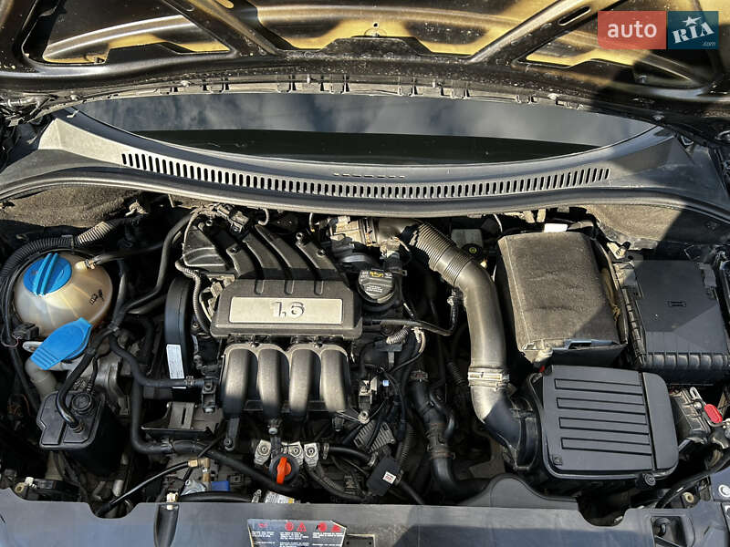 Хетчбек SEAT Toledo 2008 в Львові
