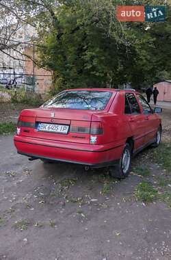 Седан SEAT Toledo 1997 в 