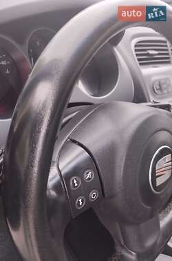 Хетчбек SEAT Toledo 2006 в 