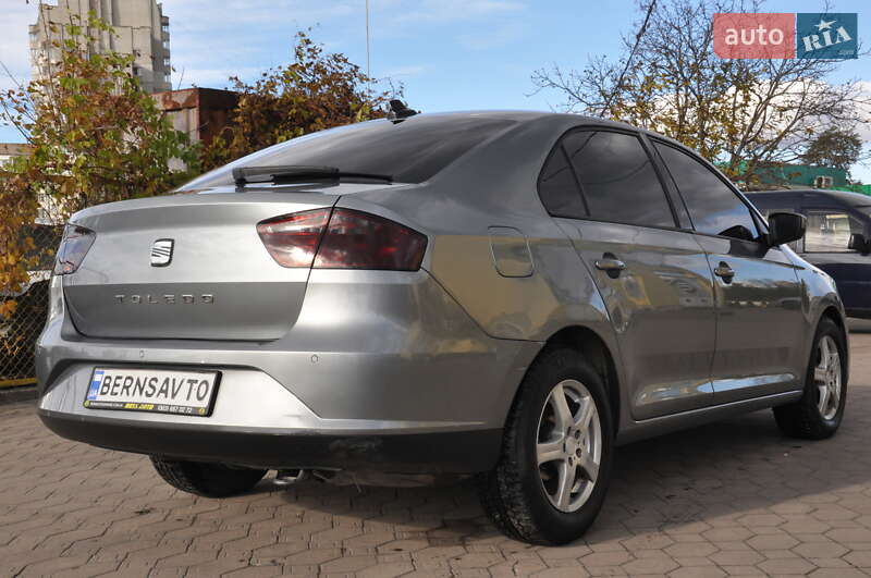 Ліфтбек SEAT Toledo 2013 в Львові фото 10 Ліфтбек SEAT Toledo 2013 в Львові