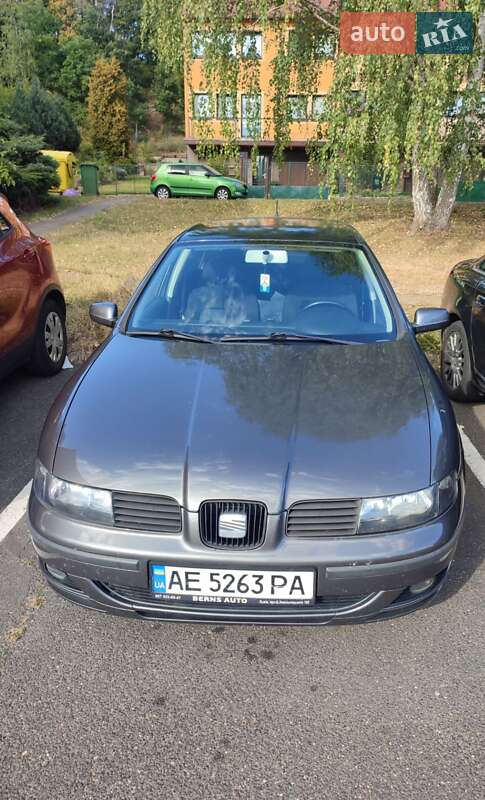 Седан SEAT Toledo 2002 в Дніпрі фото Седан SEAT Toledo 2002 в Дніпрі