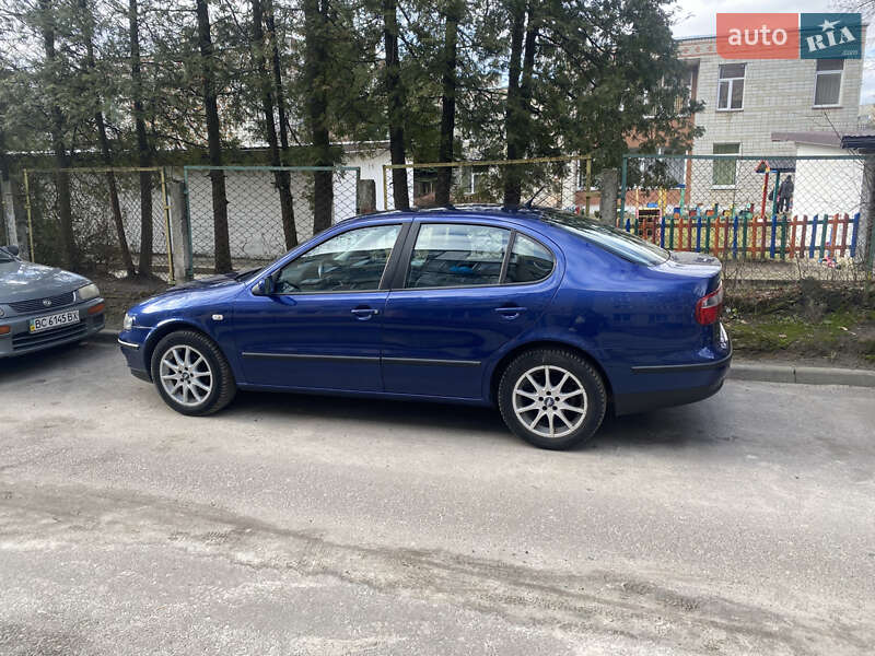 Седан SEAT Toledo 2002 в Львові