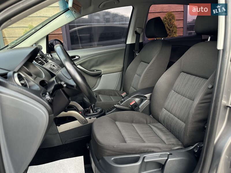 Хетчбек SEAT Toledo 2005 в Шептицькому фото 24 Хетчбек SEAT Toledo 2005 в Шептицькому