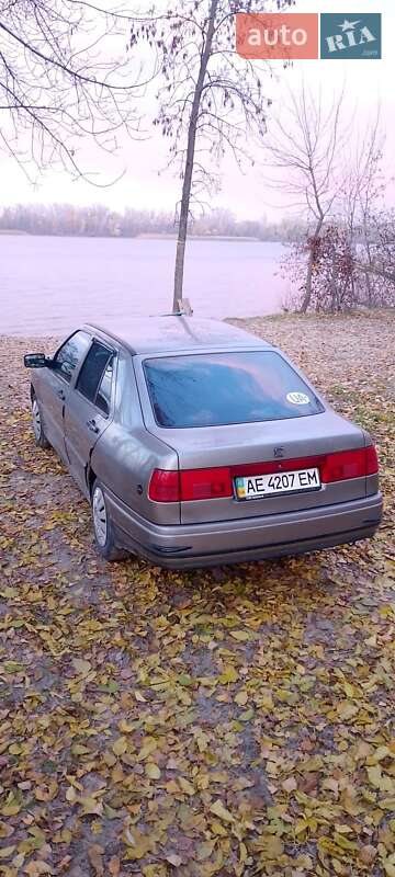 Седан SEAT Toledo 1992 в Кам'янському