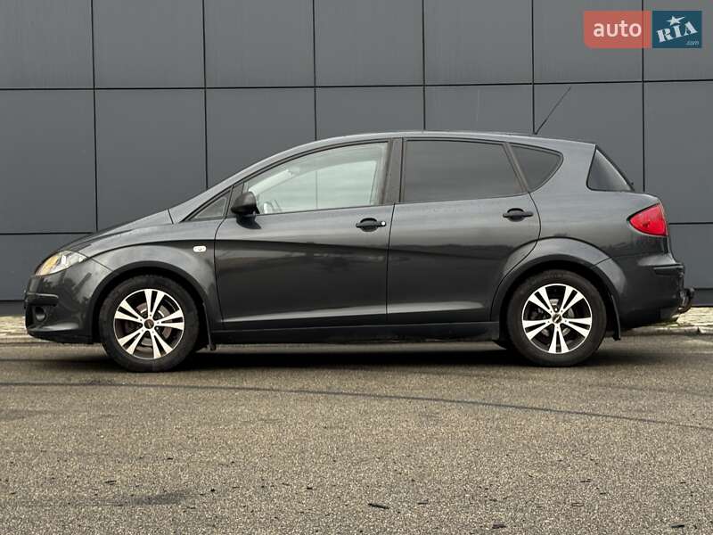 Хетчбек SEAT Toledo 2008 в Києві