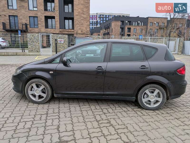 Хэтчбек SEAT Toledo 2005 в Тлумаче фото Хэтчбек SEAT Toledo 2005 в Тлумаче