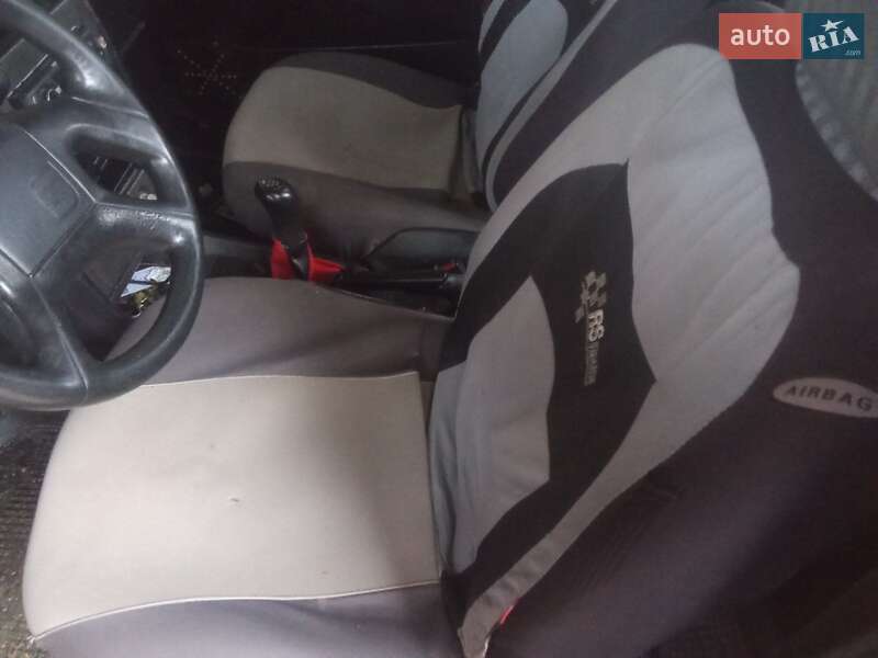 Седан SEAT Toledo 1992 в Калуше