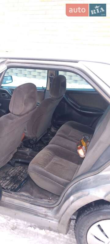 Седан SEAT Toledo 1992 в Каменском