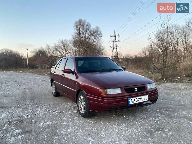 Седан SEAT Toledo 1992 в Запорожье