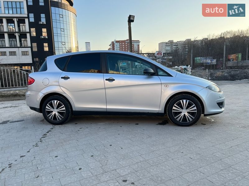 Хэтчбек SEAT Toledo 2004 в Тернополе