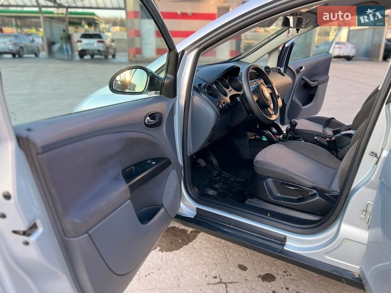 Хэтчбек SEAT Toledo 2004 в Тернополе