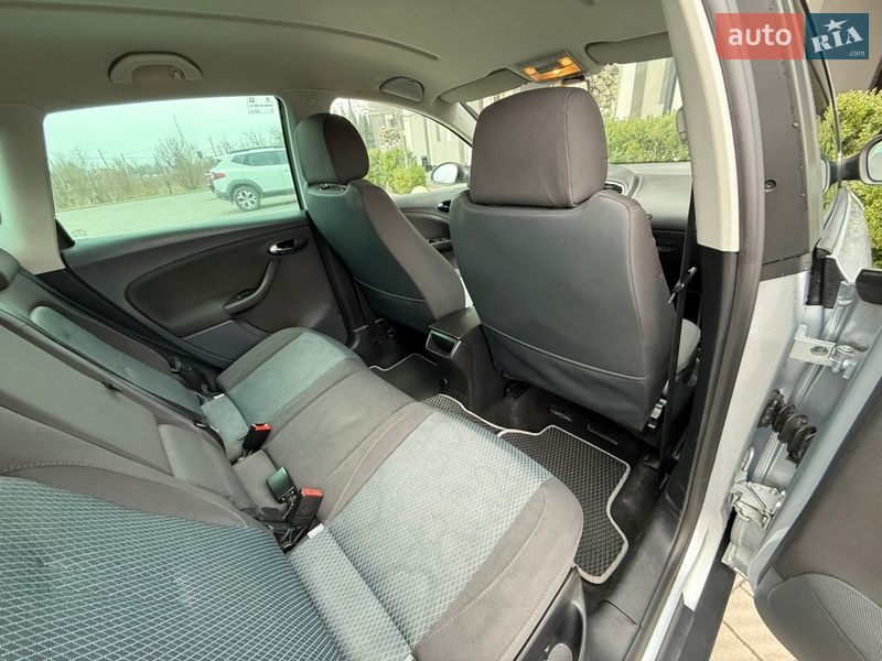 Хэтчбек SEAT Toledo 2008 в Стрые