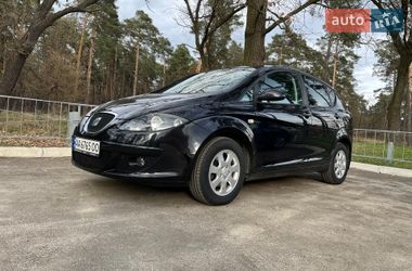 Хетчбек SEAT Toledo 2008 в Києві