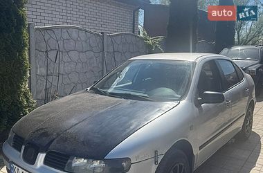 Седан SEAT Toledo 2000 в Чернігові
