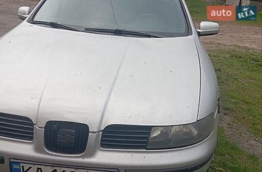 Седан SEAT Toledo 2000 в Мене