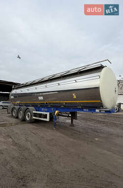 Цистерна полуприцеп Seka 105 2013 в Виннице