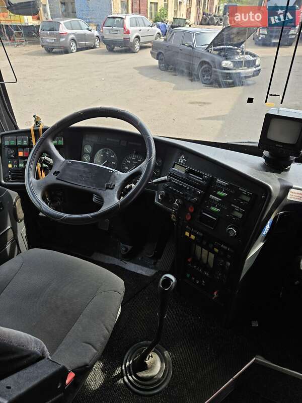 Туристический / Междугородний автобус Setra S 328 1997 в Киеве фото 14 Туристический / Междугородний автобус Setra S 328 1997 в Киеве