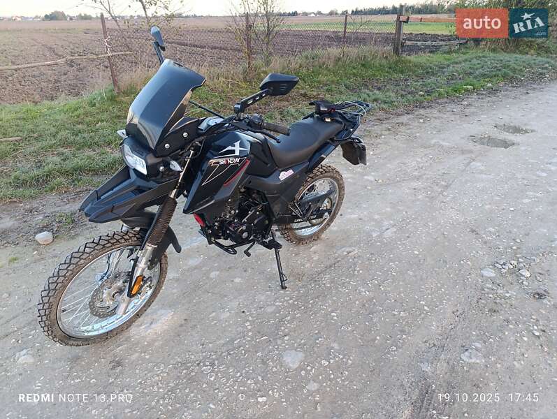 Мотоцикл Спорт-туризм Shineray X-Trail 200 2024 в Рудниках фото 3 Мотоцикл Спорт-туризм Shineray X-Trail 200 2024 в Рудниках